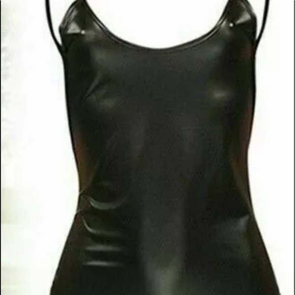 Dress - Picture 4 of 6